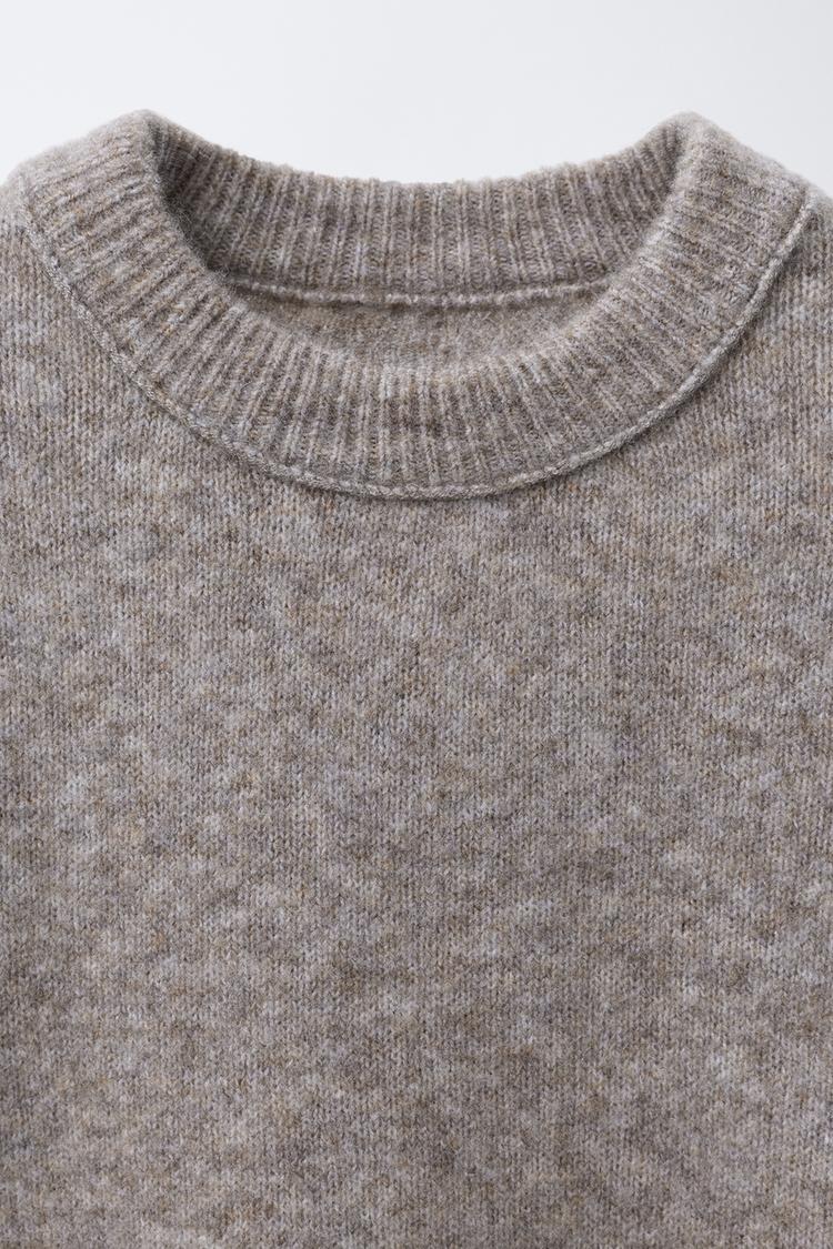 LACE BOWS KNIT SWEATER